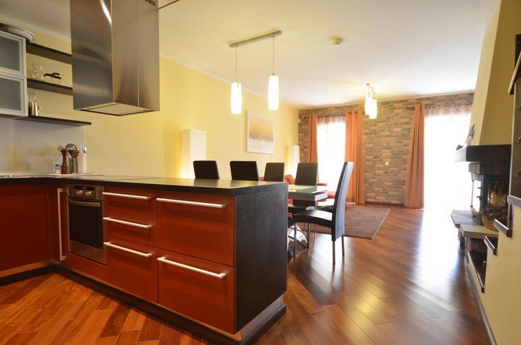 Apartment Max Ровінь Екстер'єр фото