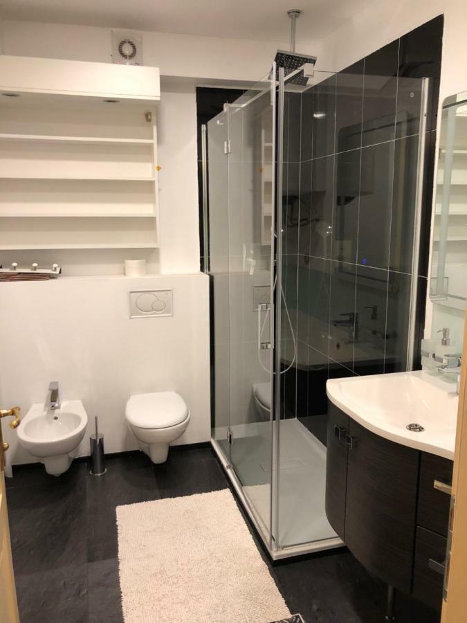 Apartment Max Ровінь Екстер'єр фото